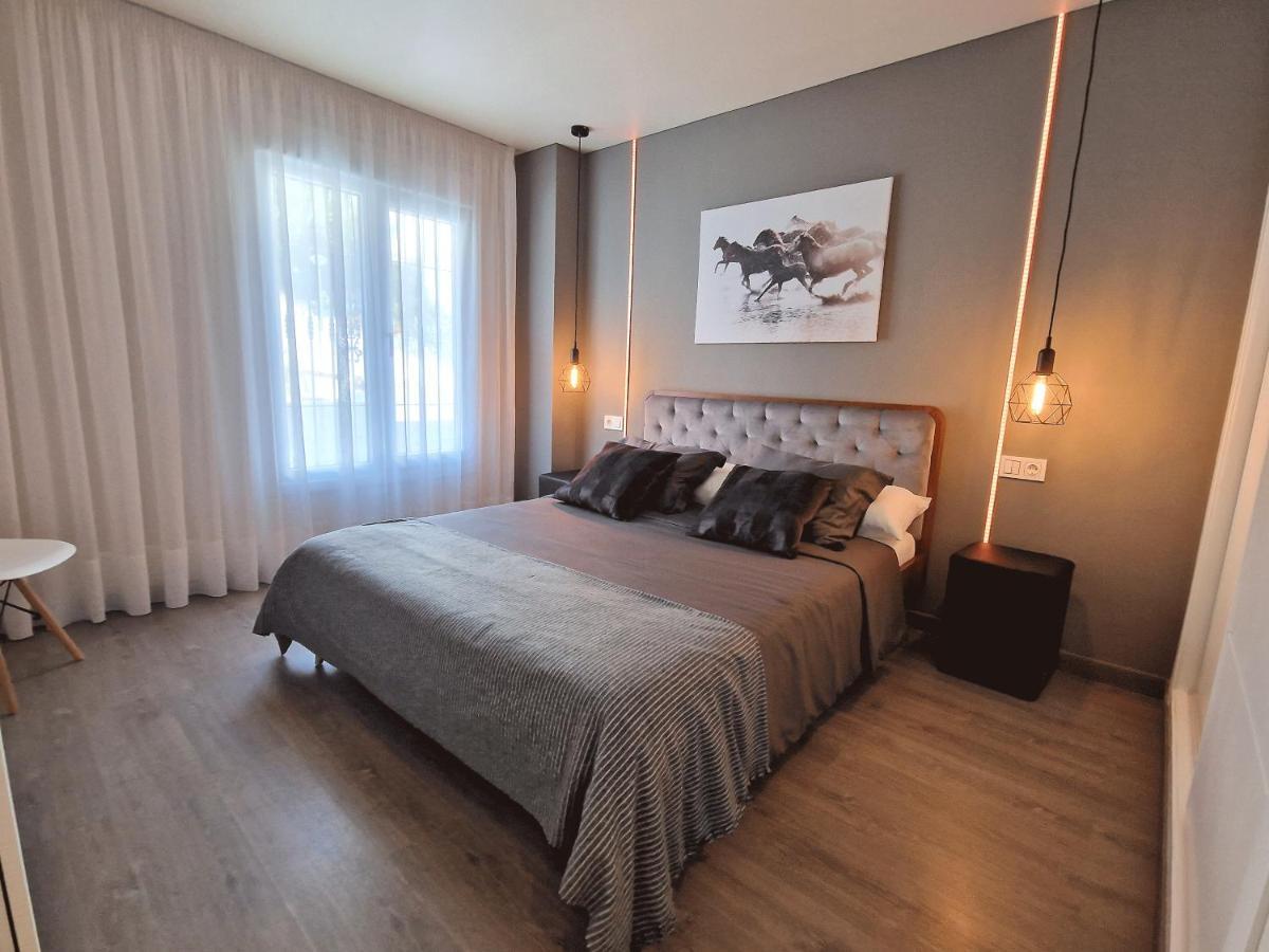 Emerald Apartment - Spacious Modern 2 Bedroom Benalmádena Exterior foto